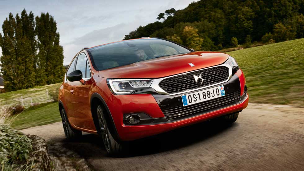 DS 4 Crossback BlueHDI 180 CV, con elegancia al mundo SUV