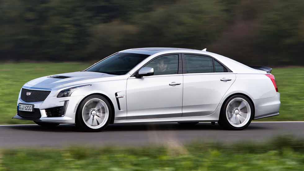 Cadillac CTS-V 2016, brutal y confortable coche deportivo