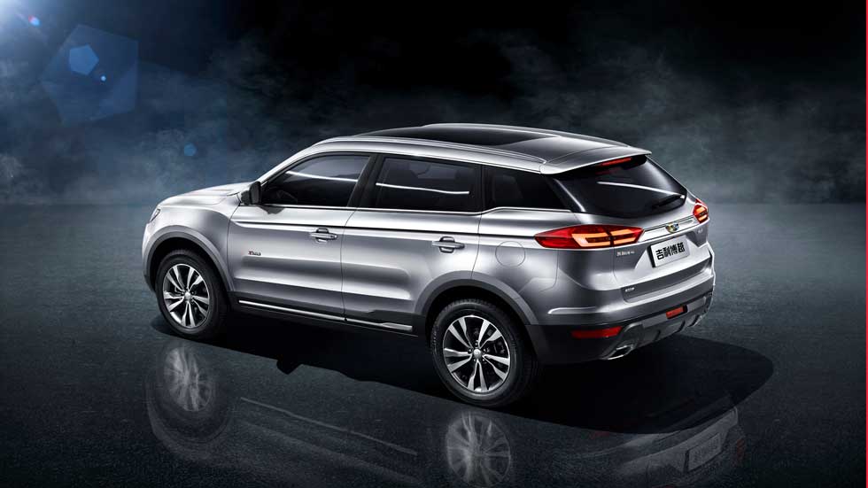 Geely Bo Yue, el primer coche chino con Apple CarPlay