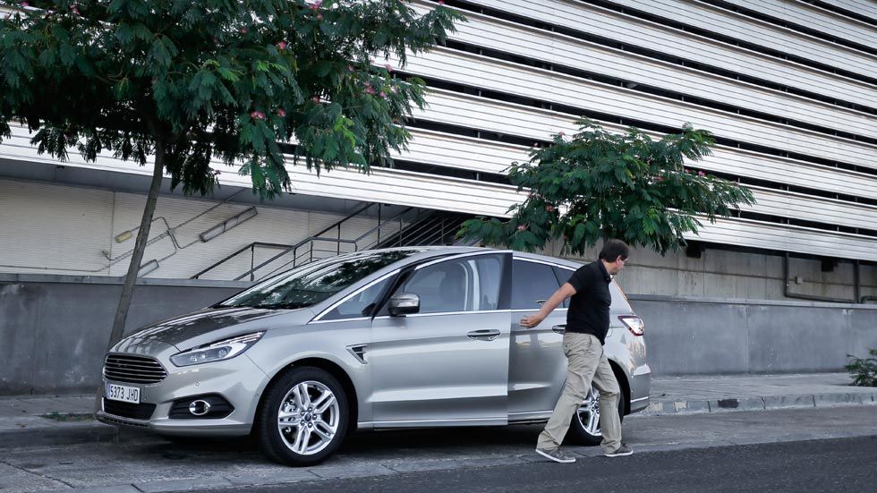 Ford S-MAX 2.0 TDCi 180 CV, 7 plazas muy dinámicas