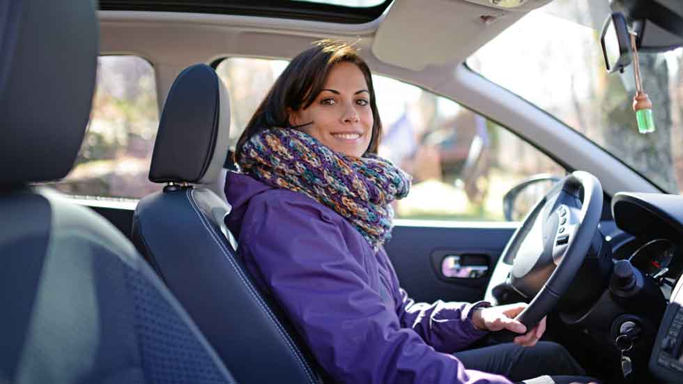 Según los extranjeros, no ponemos el intermitente al conducir