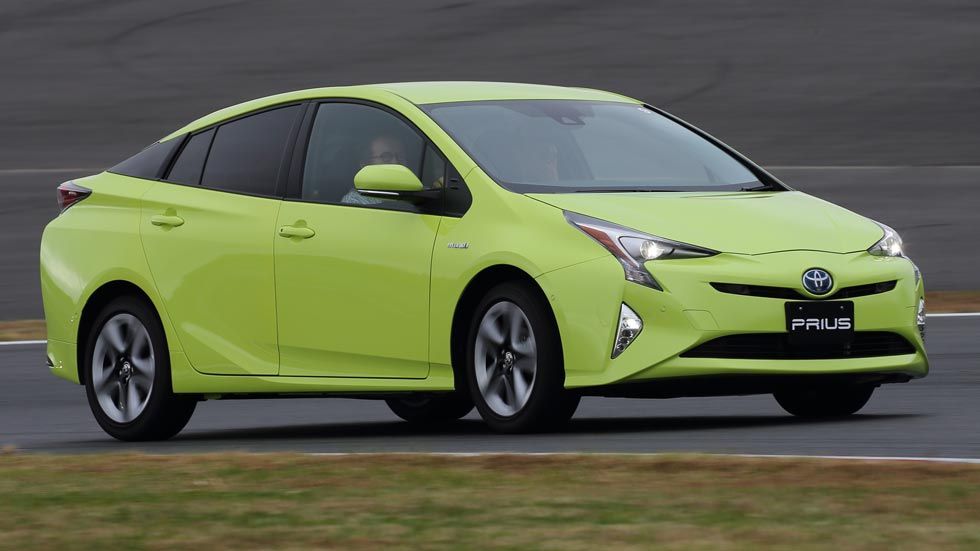 Toyota Prius 2015, el coche híbrido de mayor éxito se renueva