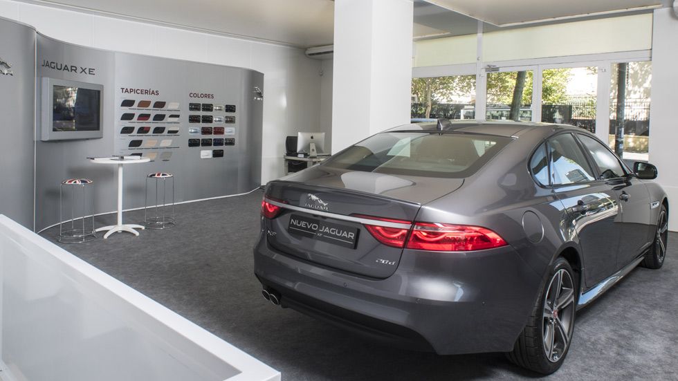 Jaguar Store: la tienda donde no quieren venderte nada