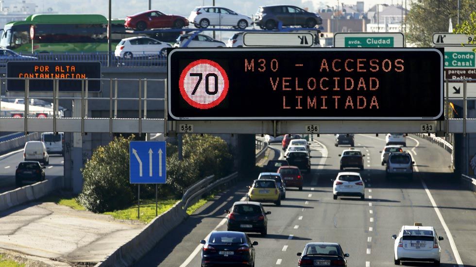 Debate velocidad: ¿se contamina menos a 70 km/h que a 90 km/h?