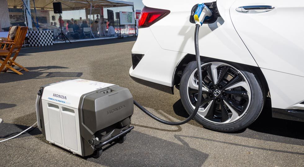 El Honda Clarity de hidrógeno se hace "coche solar"