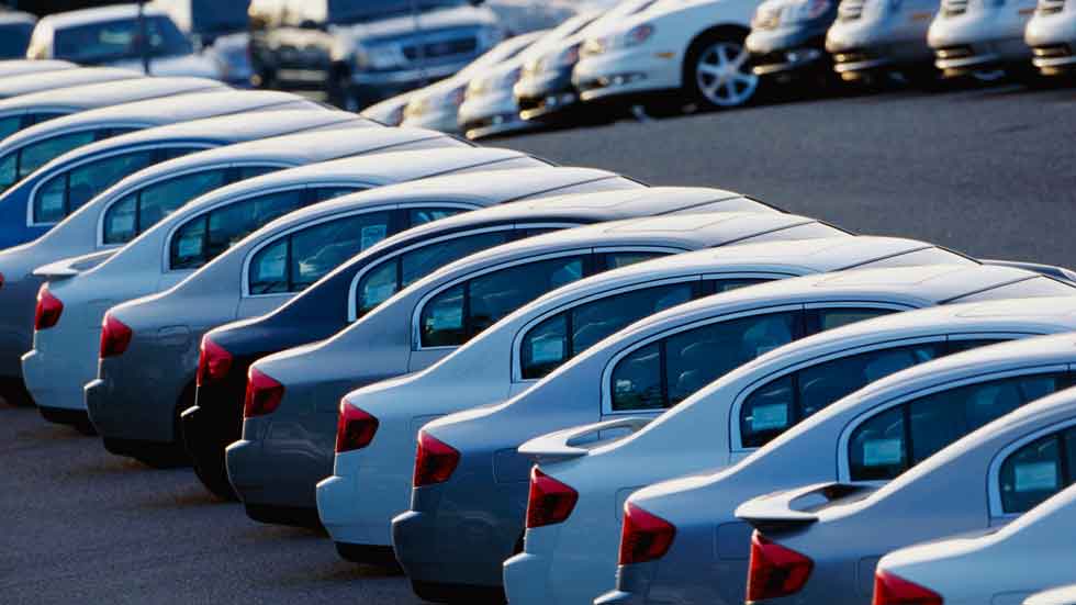 El parque automovilístico no reducirá su edad media hasta 2020
