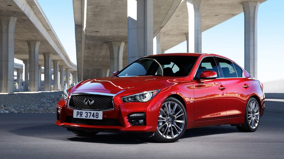 Infiniti Q50 2016, la berlina nipona se renueva