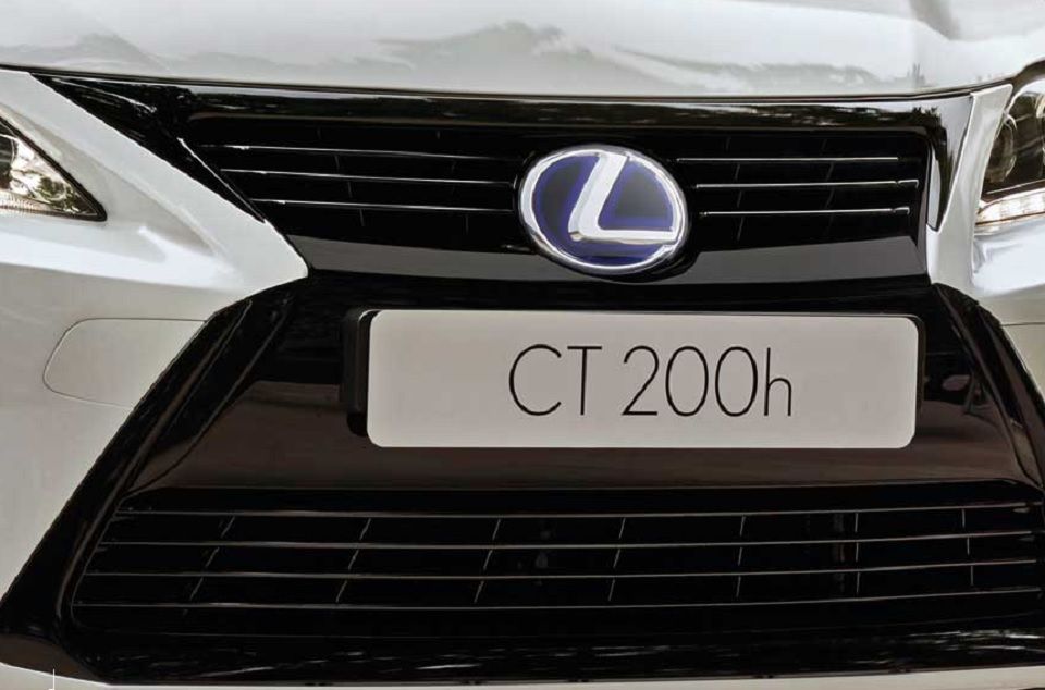 Lexus CT 200h, próxima edición basada en el nuevo Prius