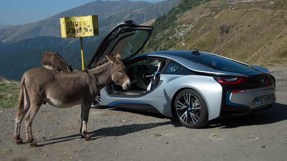 BMW i8, de viaje por la Rumania más bella y desconocida