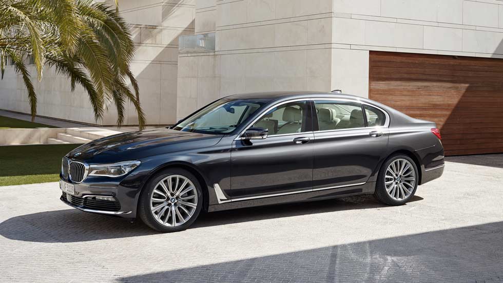 BMW, la marca de coches más valorada en internet en diciembre 2015
