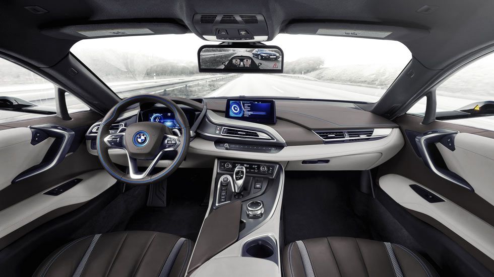 BMW sustituirá los espejos retrovisores por cámaras en 2019