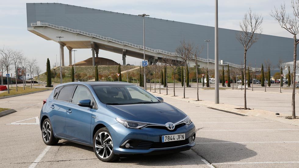 Toyota Auris Hybrid, nos vamos a la nieve con el híbrido japonés