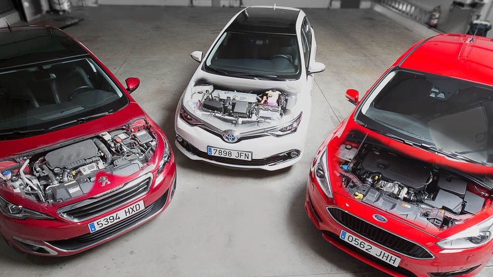 Ford Focus 1.5 TDCI, Peugeot 308 PureTech y Toyota Auris Hybrid, ¿qué combustible interesa?