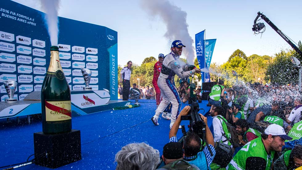 Fórmula E: Bird resiste a la remontada de Buemi, y más…