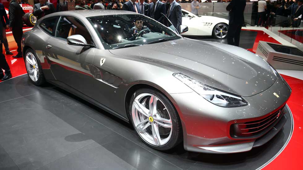 Ferrari GTC4Lusso: el súper deportivo de 4 plazas