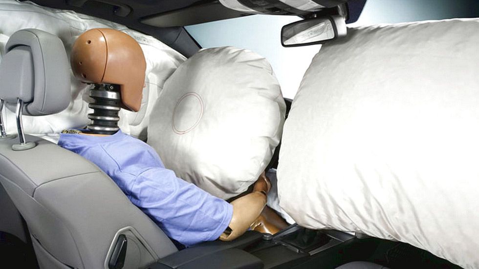 Llamada a revisión de Daimler por defectos en los airbags