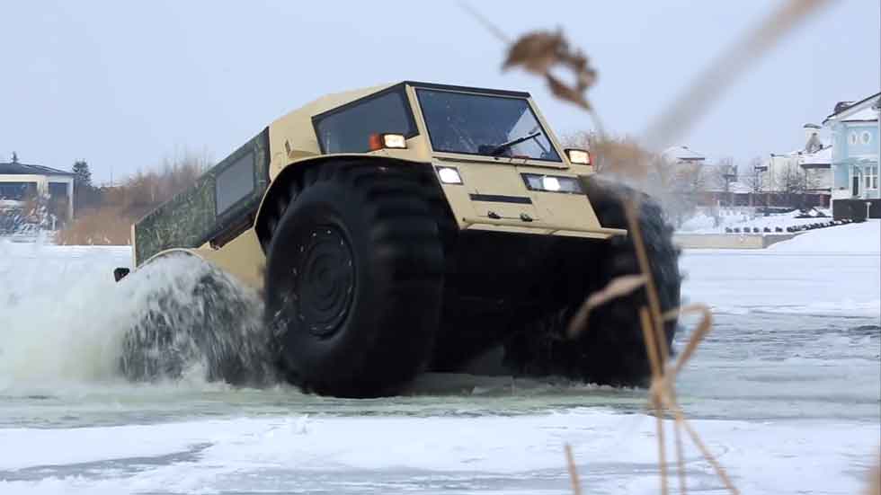 Sherp: el vehículo ruso que camina sobre las aguas… (vídeo)