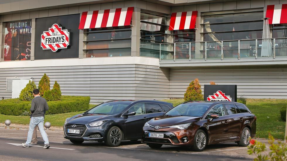 Hyundai i40 CW vs Toyota Avensis Touring Sports: rivales familiares