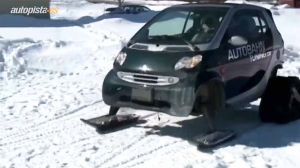 Transforma su Smart en una moto de nieve (vídeo)