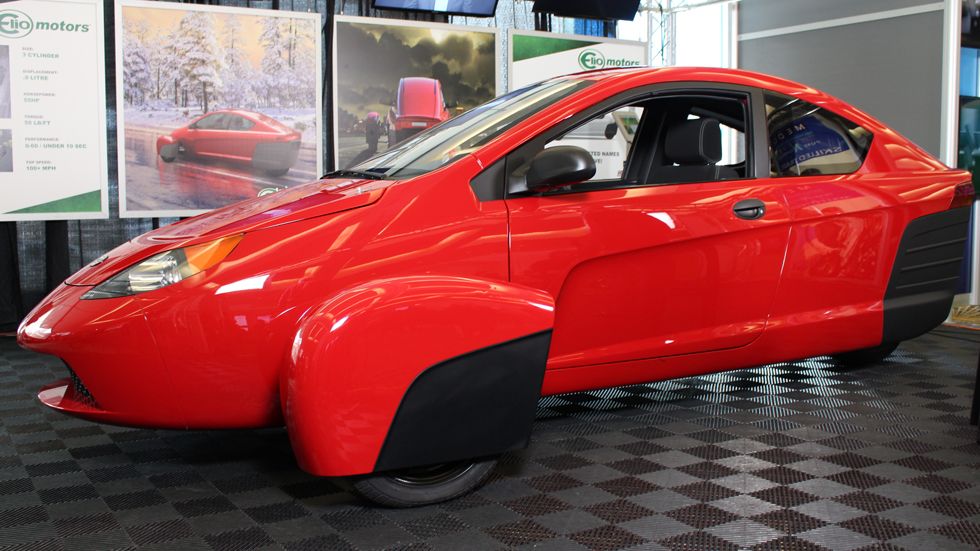 Elio P5: el "simpático" vehículo de tres ruedas retrasa sus entregas