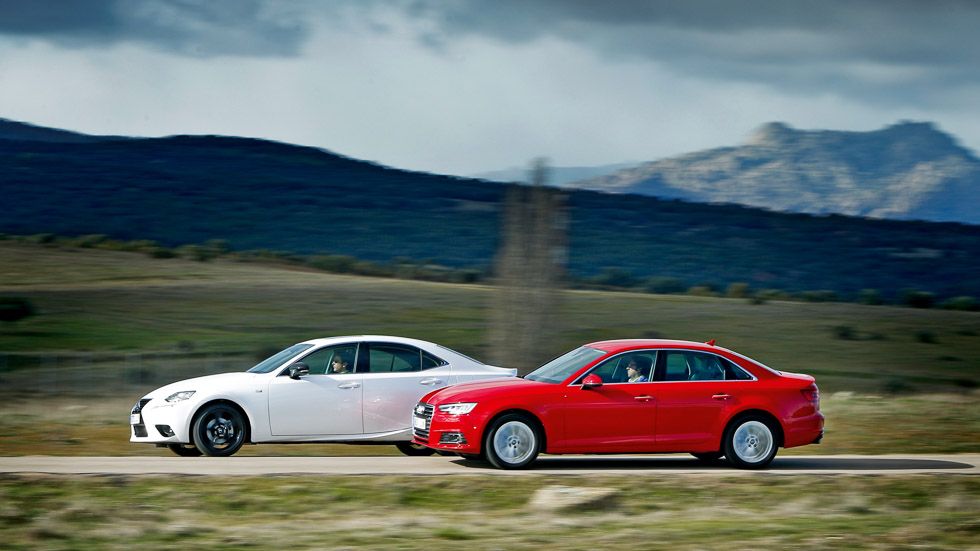Audi A4 2.0 TFSI Ultra vs Lexus IS 300h, alternativas al Diesel
