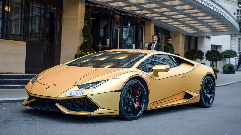 Los coches de oro de un millonario saudí brillan en Londres