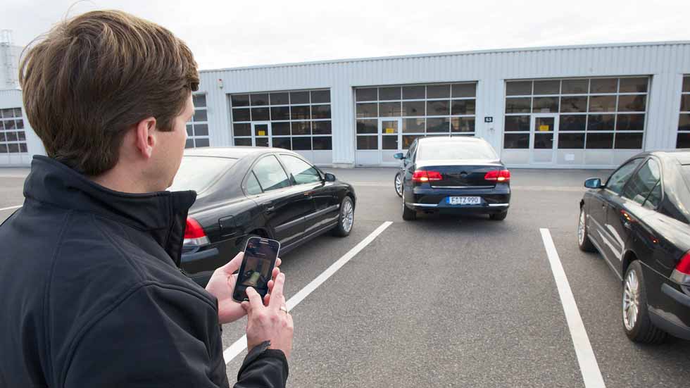 Dudas: ¿cómo es posible que los coches puedan aparcar solos?