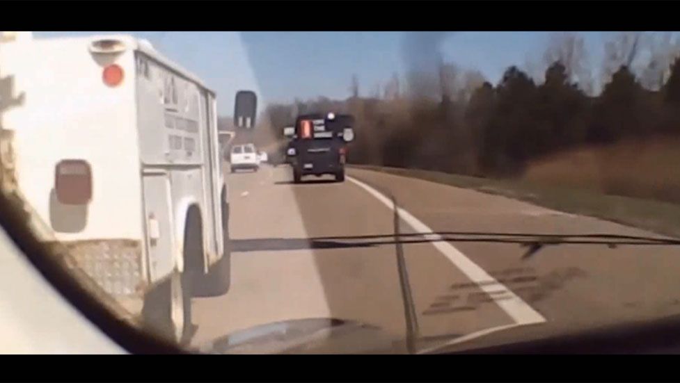 La conducción semi-autónoma ya evita accidentes (Vídeo)