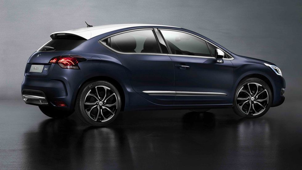 DS 4 Opera Blue, una combinación limitada de colores