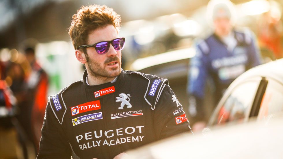 Entrevistamos a ‘Cohete’ Suárez, piloto de Peugeot en WRC2 (vídeo)