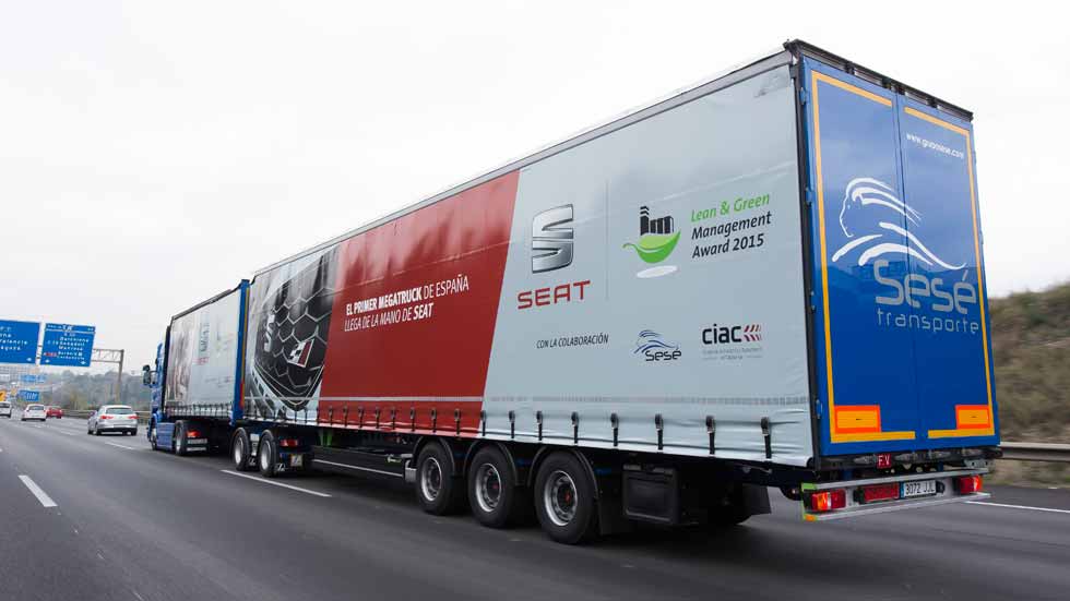 Cómo adelantar a un megatrailer:  consejos a tener en cuenta