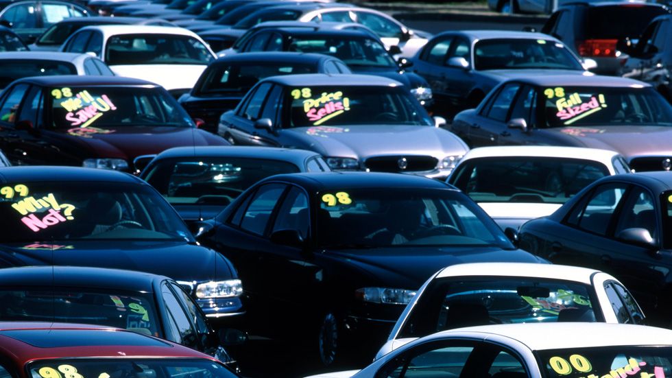 Caen las ventas de vehículos de ocasión un 9,8 por ciento