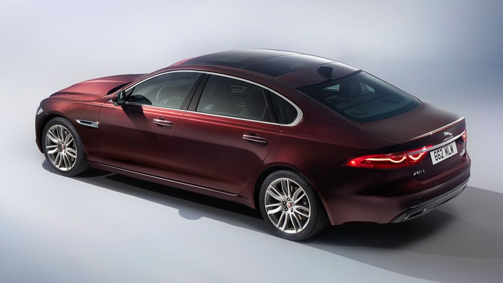 Jaguar XFL, una nueva súper berlina de batalla larga