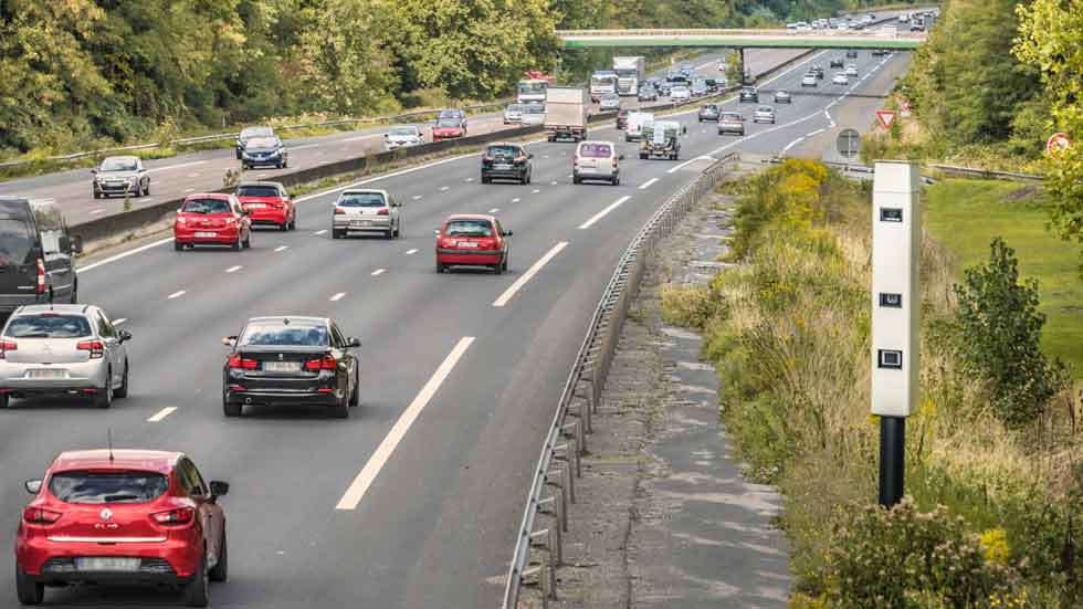 Llega el súper radar: puede multar hasta 32 coches a la vez