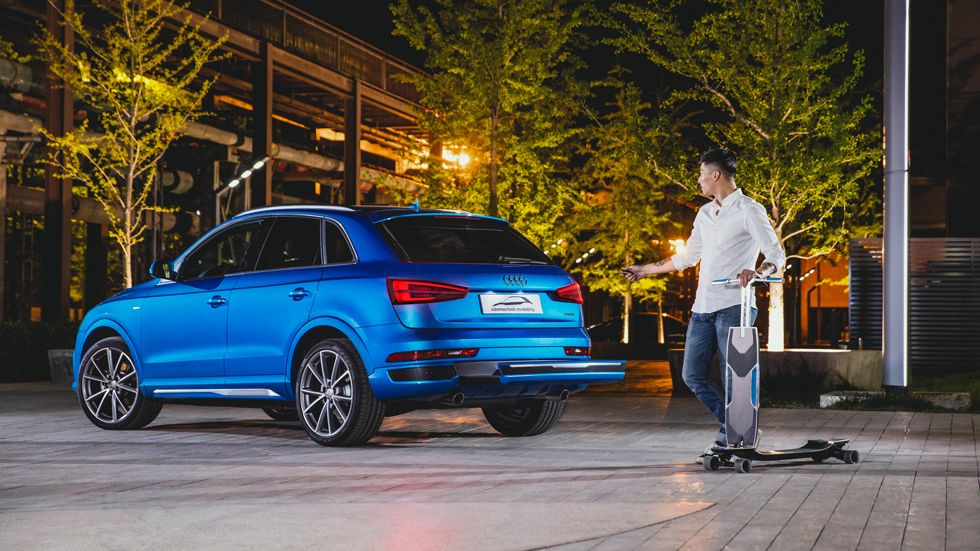 Audi connected mobility: con patinete eléctrico para huir de los atascos