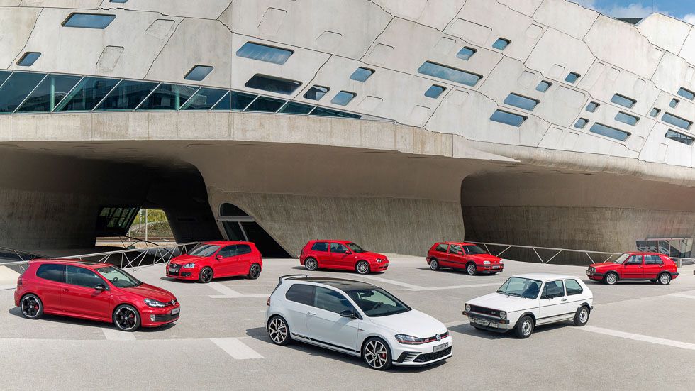 El Volkswagen Golf GTI cumple 40 años