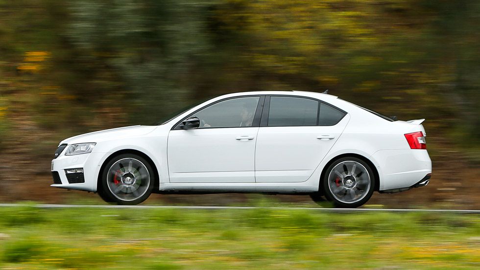 Skoda Octavia RS TDI DSG 4x4: consumo real e impresiones
