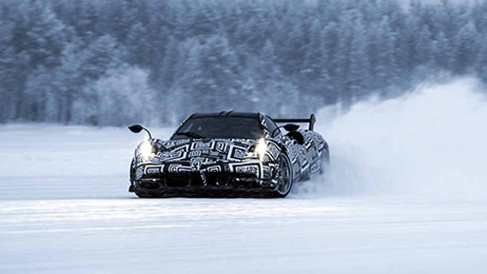 Pagani Huayra BC, así se mueve en el hielo (vídeo y fotos)