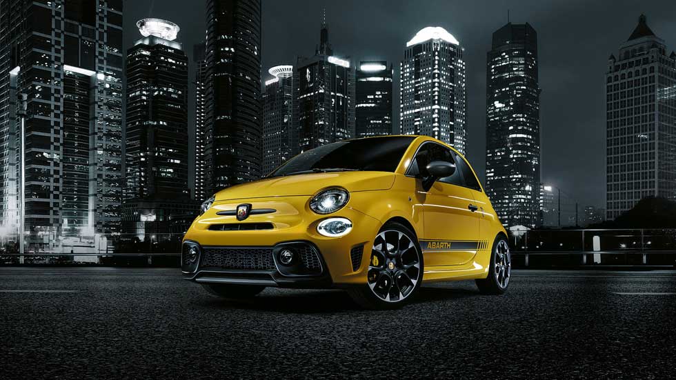 Abarth 595 2016, mejoras y más potencia para el escorpión