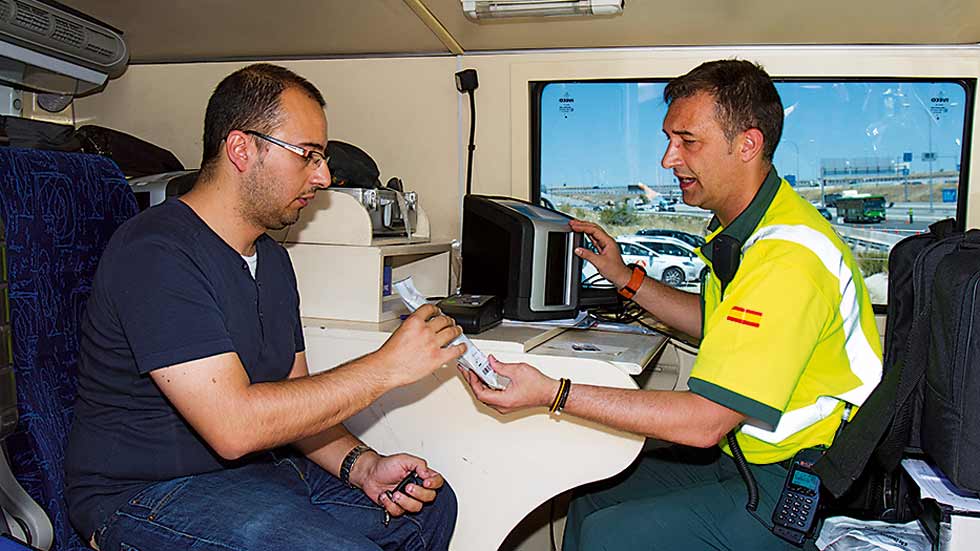 Falsos trucos anti-drogas al volante que no funcionan