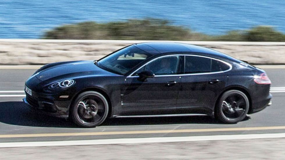 Porsche Panamera 2017: nuevos datos y fotos en movimiento