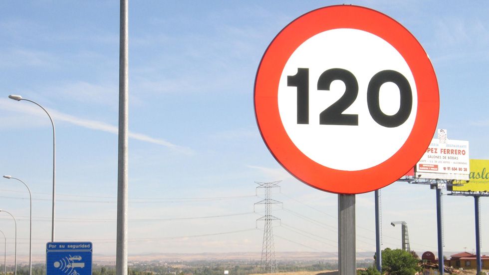 Elecciones Generales: PSOE, en contra de los 130 km/h de velocidad máxima