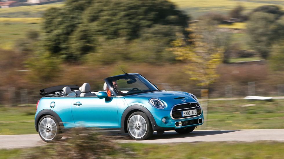 Probamos el Mini Cabrio Cooper S: placer adulto