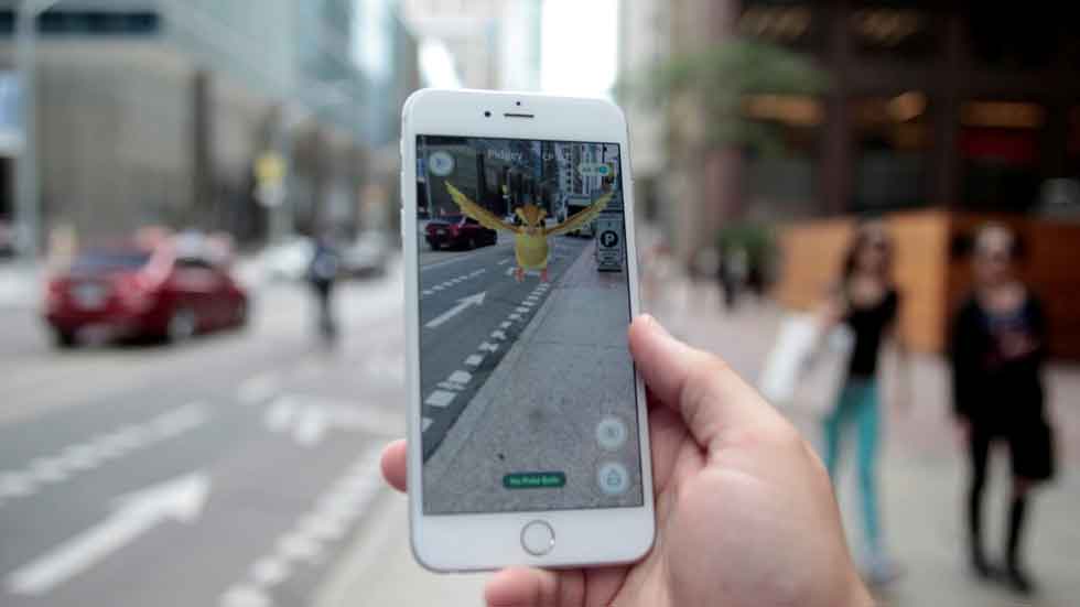 Un nuevo peligro en la carretera: los conductores que juegan a Pokémon Go