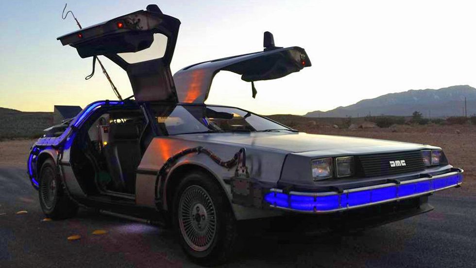 La réplica exacta del DeLorean de Regreso al Futuro, a la venta en Ebay