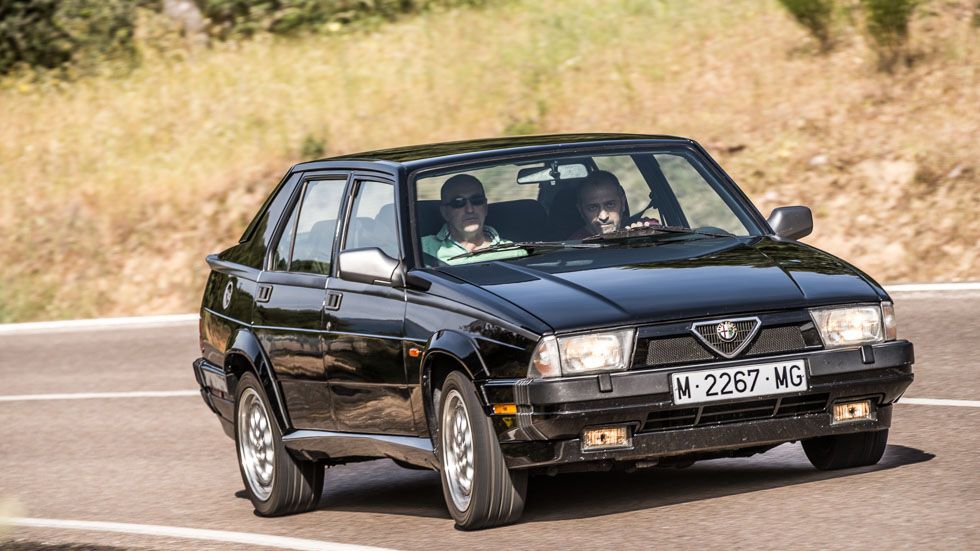 Coches para el recuerdo: Alfa Romeo 75 V6 QV