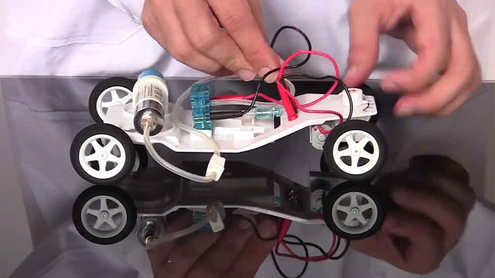 Llegan los coches teledirigidos de hidrógeno (vídeo)