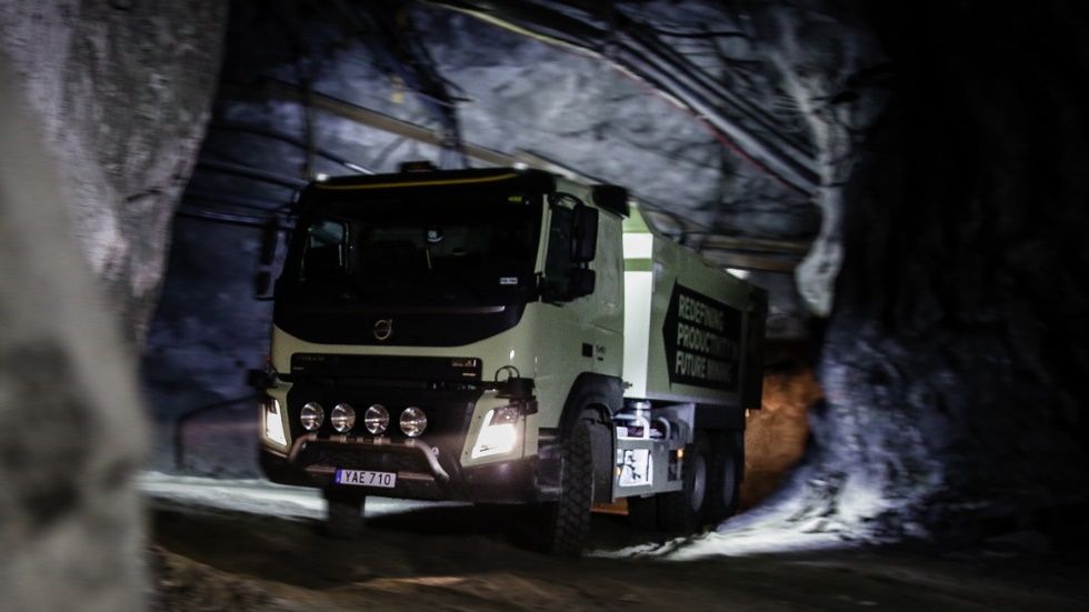 Camiones autónomos de Volvo trabajarán en una mina (vídeo)