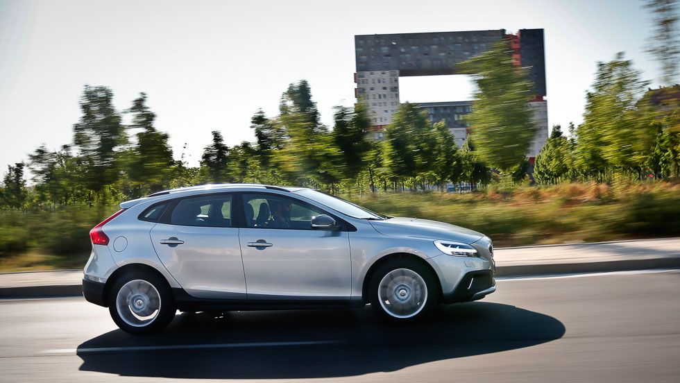 Volvo V40 Cross Country D2: consumo real e impresiones
