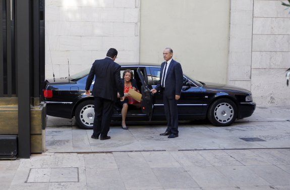 El Audi A8 blindado de Rita Barberá, a subasta